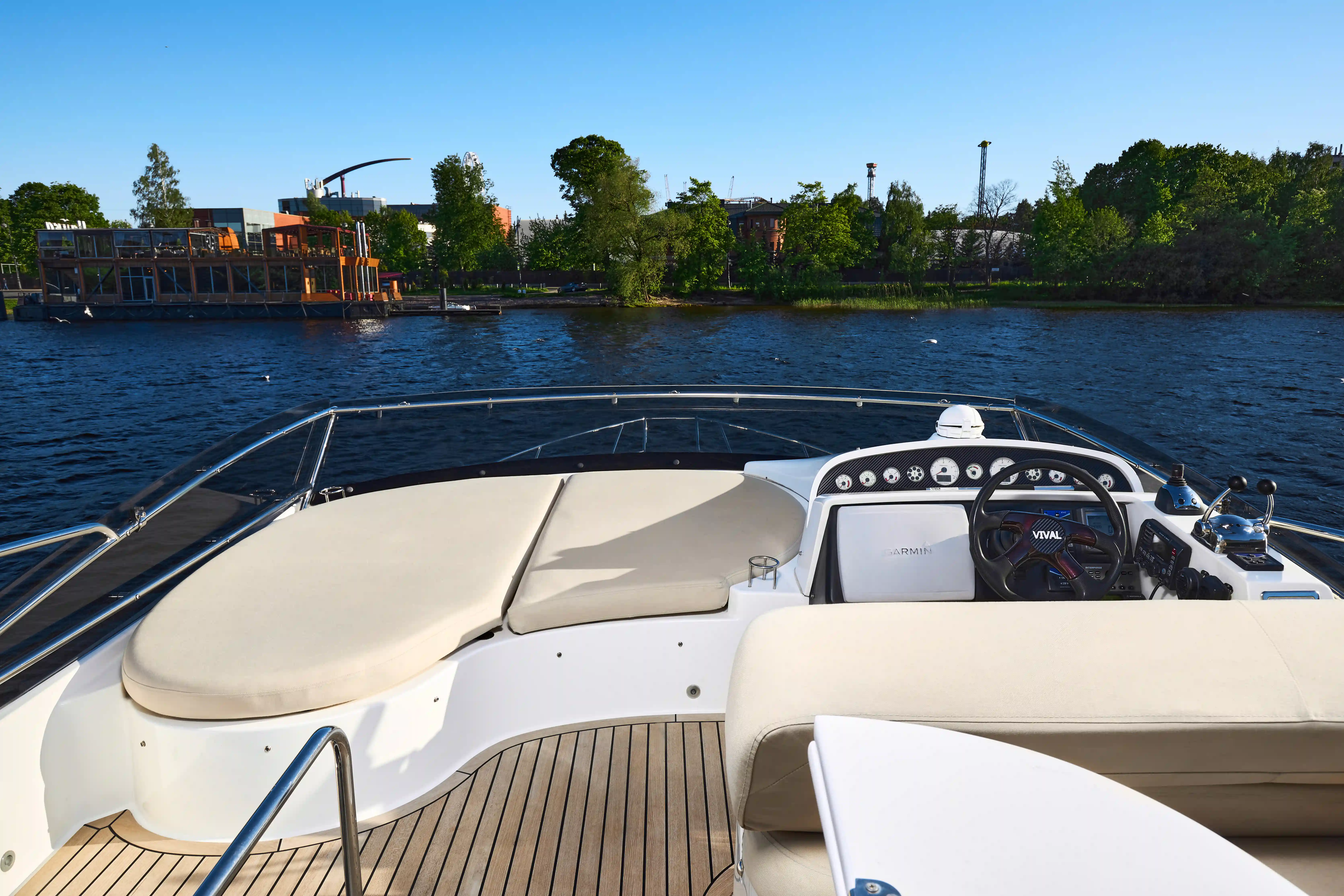 Яхта Galeon 440 image- 20